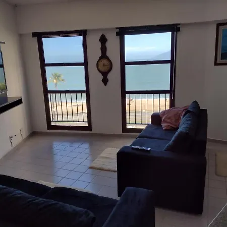 Pe Na Areia - Frente A Piscina E Ao Mar Apartment Caraguatatuba Exterior photo